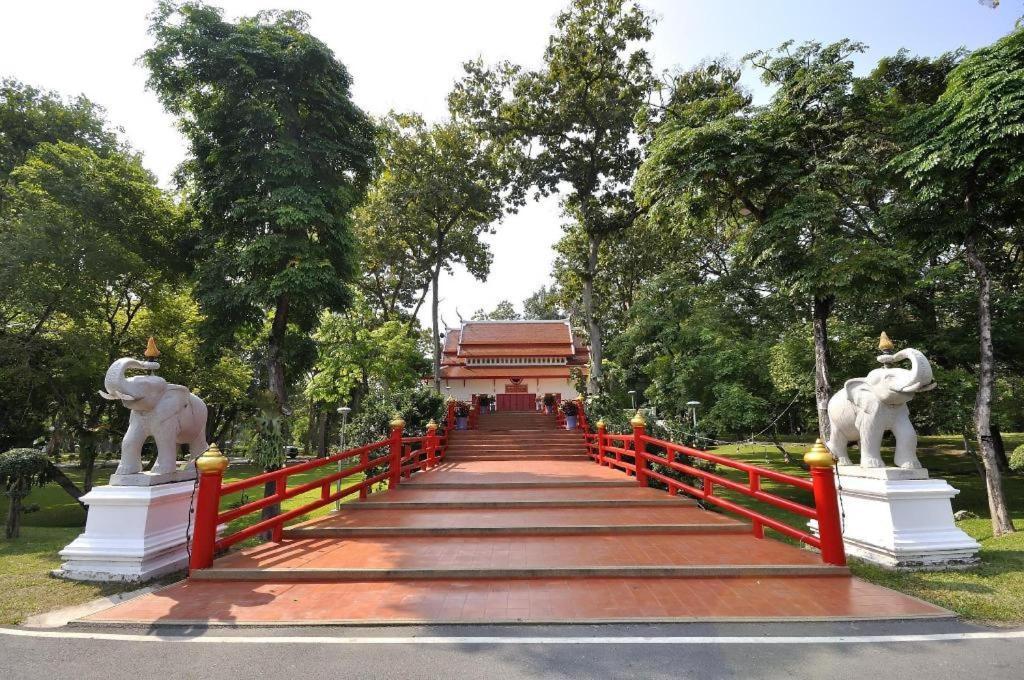 Pyur Otel Чиангмай Экстерьер фото